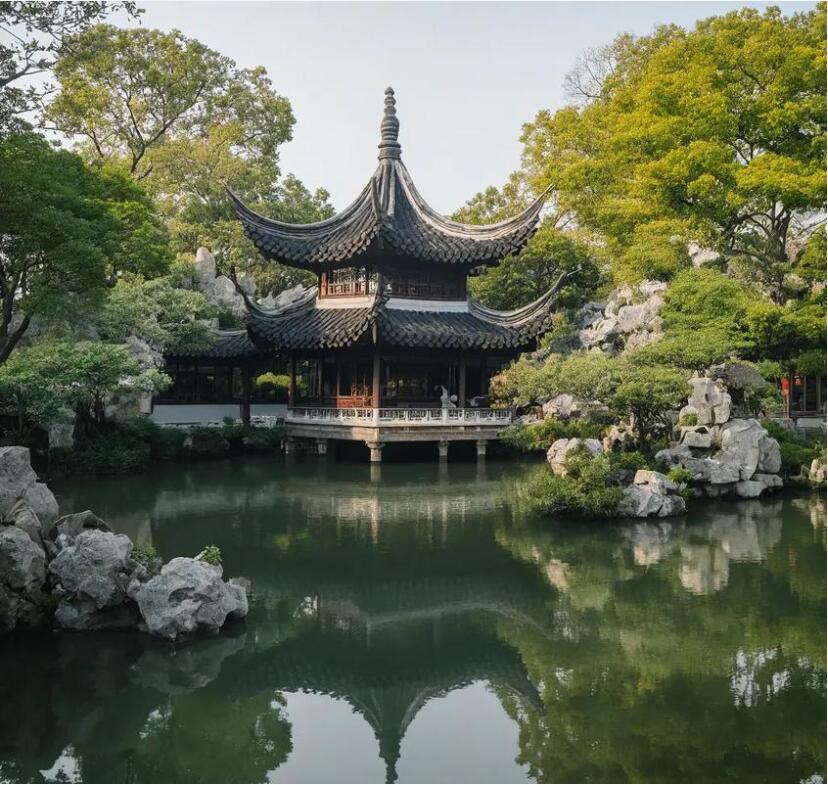 湘潭雨湖忆霜会计有限公司